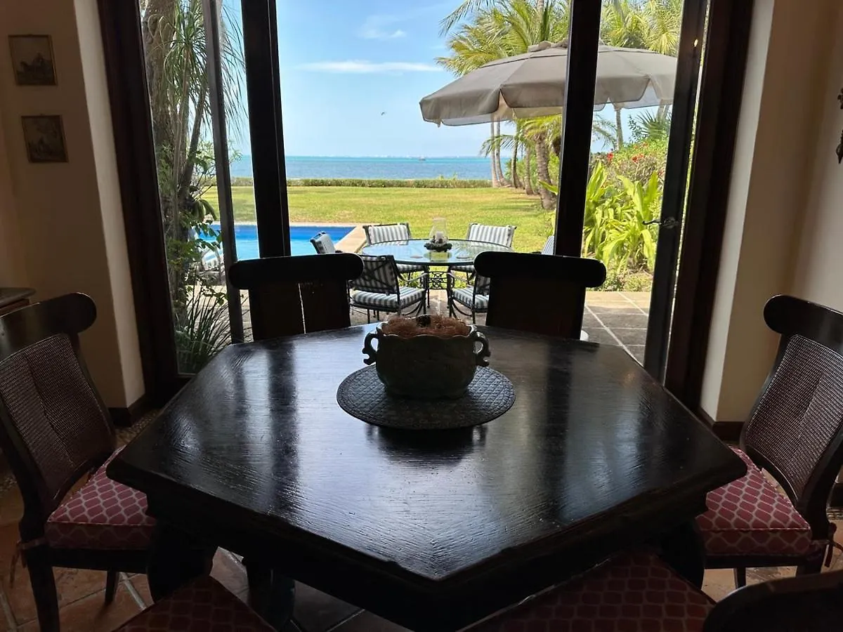 Villa Del Sol Cancun Meksika